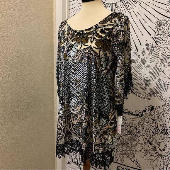 🌈 Gorgeous velvet lace boho top - Picture 4 of 11